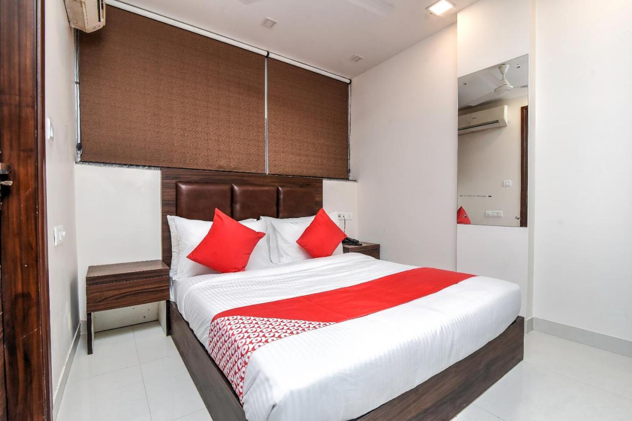 Oyo 80678 Shreenath Residency Yeni Delhi Dış mekan fotoğraf